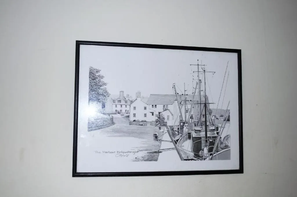Edinburgh City Centre Guesthouse Apartment